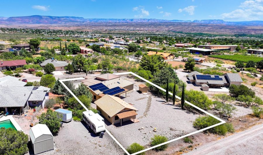 951 Roberts Rd, Clarkdale, AZ 86324 - 4 Beds, 4 Bath