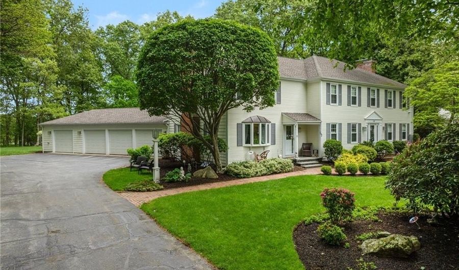 120 Fox Run, East Greenwich, RI 02818 - 5 Beds, 6 Bath