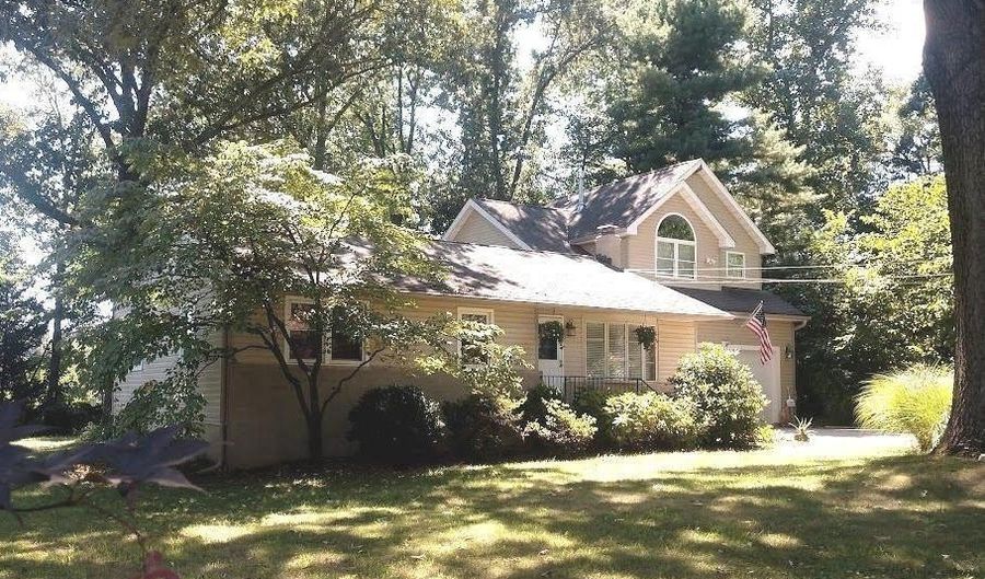 4401 FRANKLIN Ter, Beltsville, MD 20705 - 5 Beds, 3 Bath
