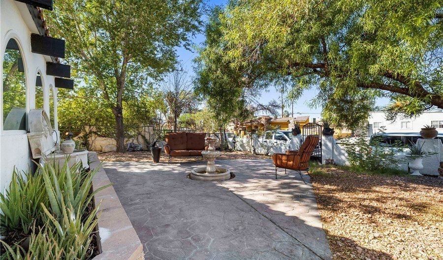 3152 Sundown Dr, Las Vegas, NV 89169 - 4 Beds, 2 Bath