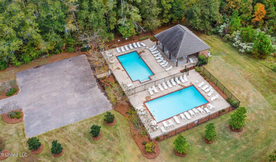 136 Greenfield Ridge Dr, Brandon, MS 39042 - 3 Beds, 2 Bath