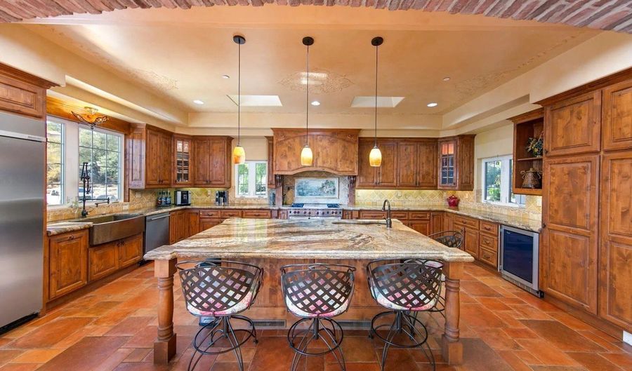 2449 Nido Aguila, Alpine, CA 91901 - 3 Beds, 4 Bath