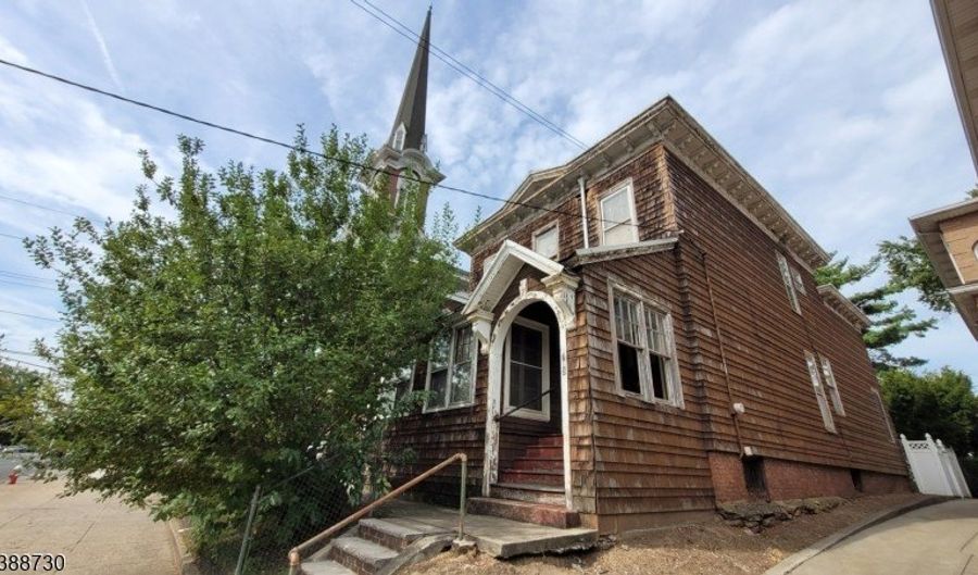 757 Avenue C, Bayonne, NJ 07002 - 0 Beds, 0 Bath