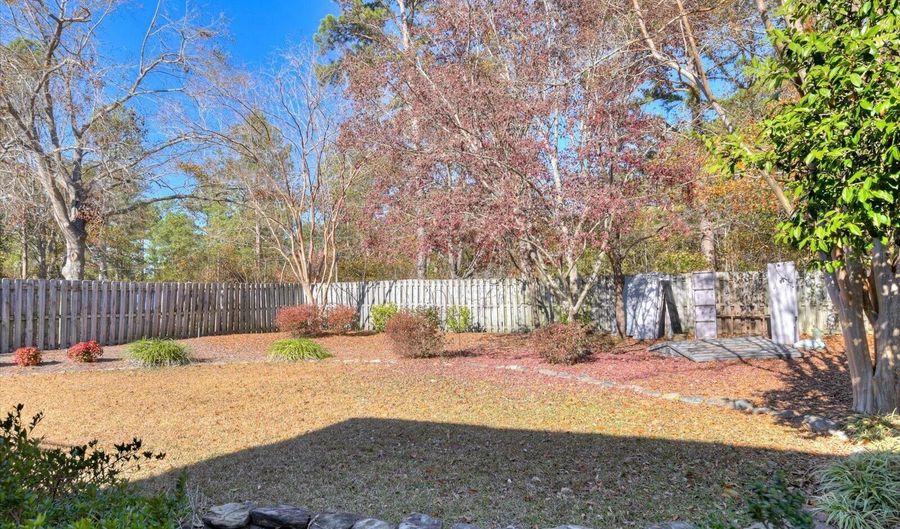 2931 HILLCREEK Dr, Augusta, GA 30909 - 3 Beds, 2 Bath