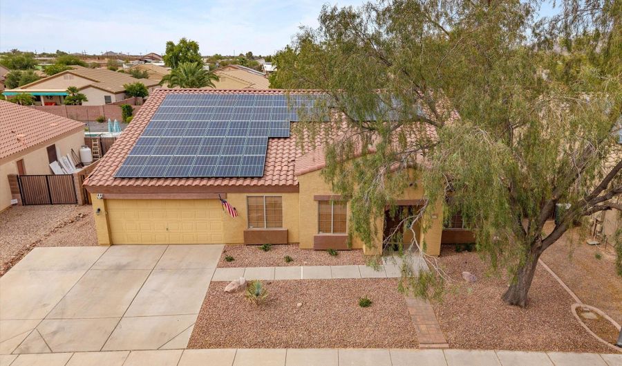 566 W COBBLESTONE Ct, Casa Grande, AZ 85122 - 4 Beds, 2 Bath