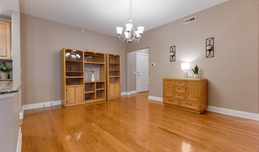 1210 N Foxdale Dr 2-213, Addison, IL 60101 - 2 Beds, 2 Bath