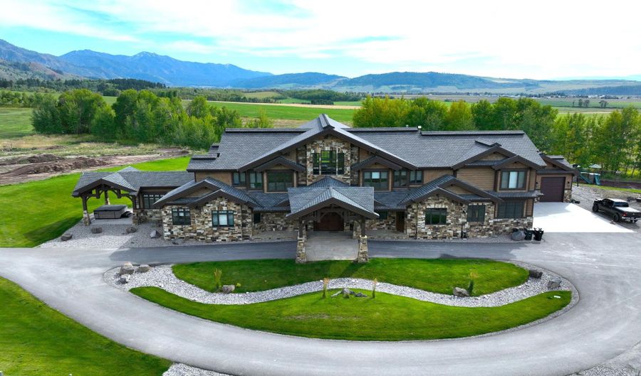 454 DEER Rd, Bedford, WY 83112 - 7 Beds, 5 Bath