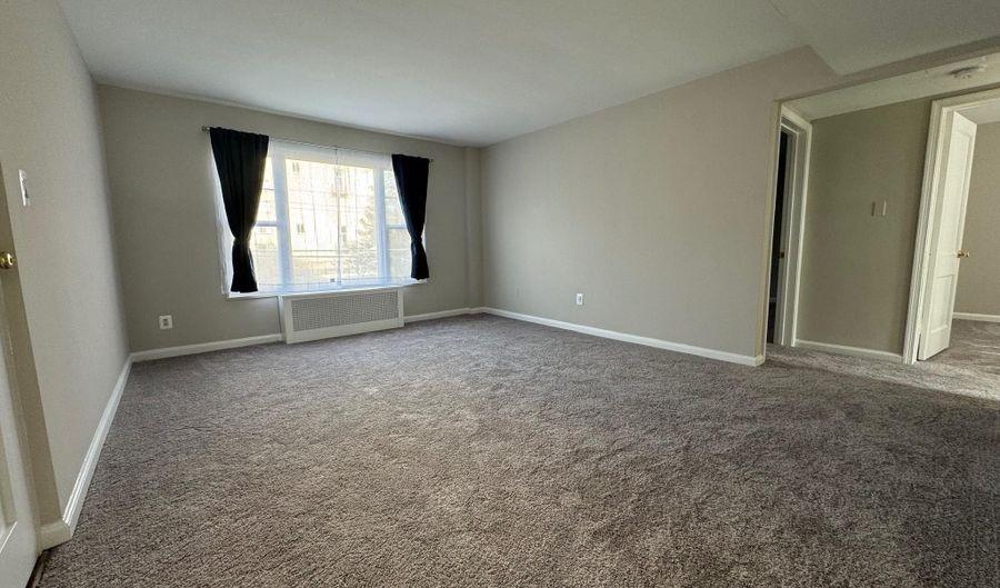 1404 12TH St N 27, Arlington, VA 22209 - 2 Beds, 1 Bath