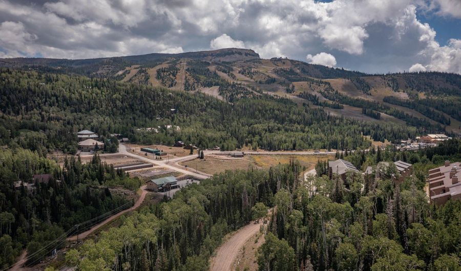 310 N Highway 143 #6, Brian Head, UT 84719 - 4 Beds, 4 Bath