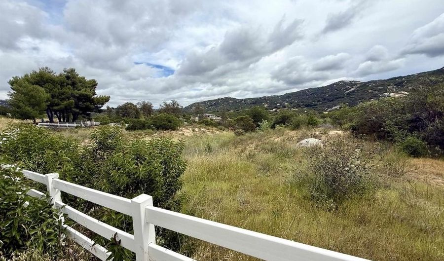 Mt Olympus Valley Road, Fallbrook, CA 92028 - 0 Beds, 0 Bath