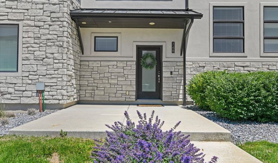 768 W HARVEST GLEN Rd, American Fork, UT 84003 - 3 Beds, 2 Bath
