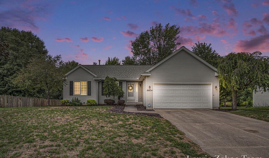 10834 Melanie Dr, Allendale, MI 49401 - 3 Beds, 2 Bath