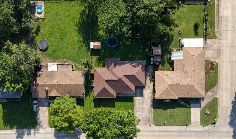 1803 S 9th St, McAlester, OK 74501 - 4 Beds, 2 Bath