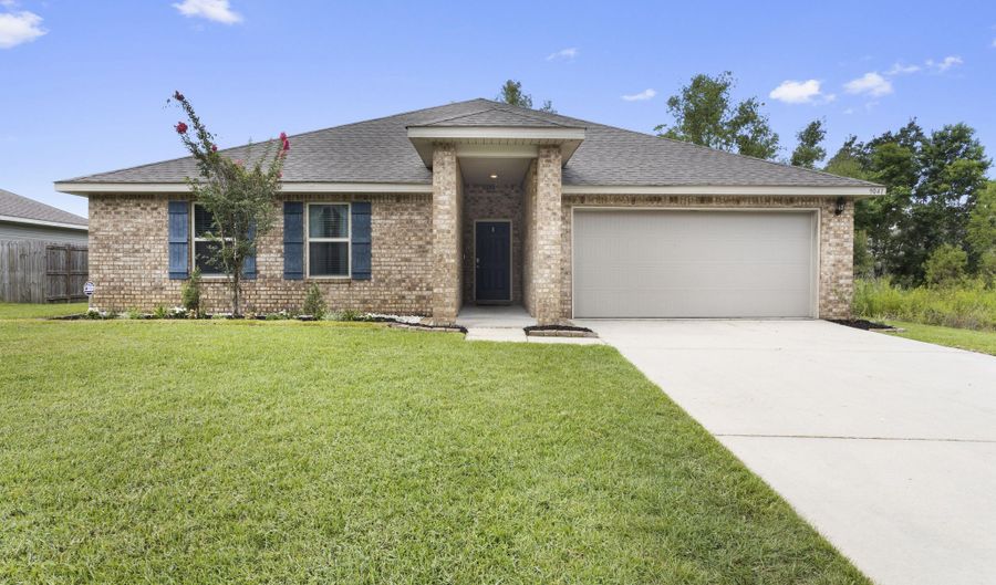 9041 Bellewood Pl, Biloxi, MS 39532 - 4 Beds, 2 Bath
