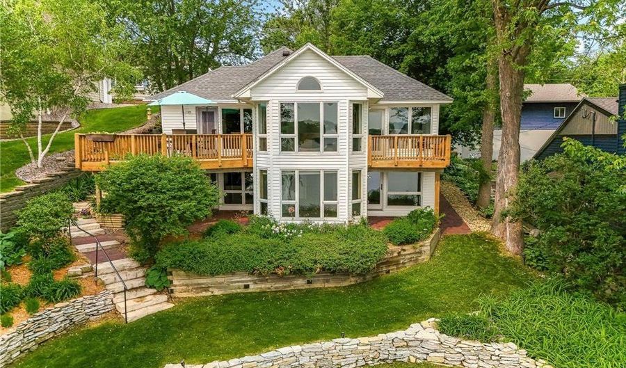 3310 Lake Johanna Blvd, Arden Hills, MN 55112 - 2 Beds, 2 Bath