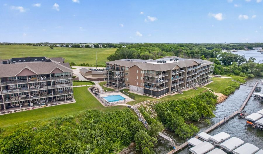 570 Linden Dr 316, Arnolds Park, IA 51331 - 4 Beds, 3 Bath