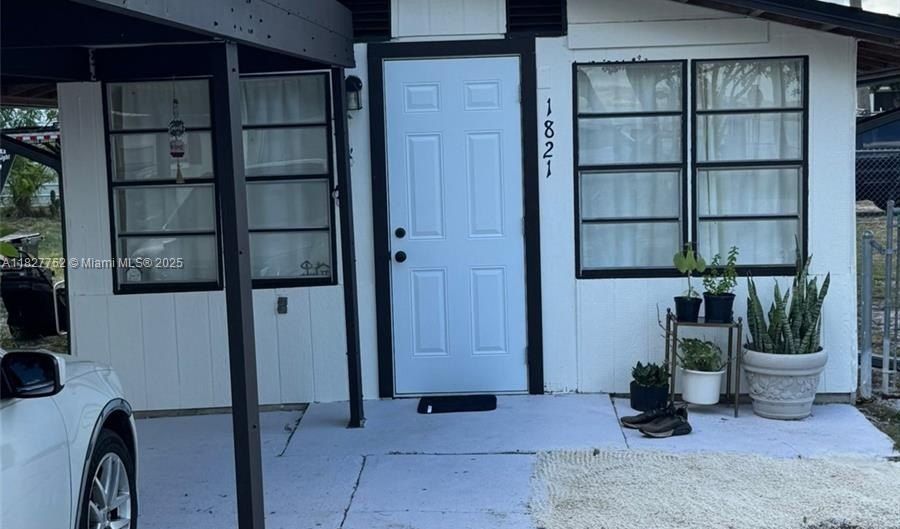 1821 Shore Rd, Avon Park, FL 33825 - 2 Beds, 1 Bath