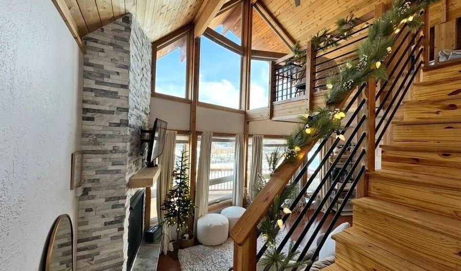 332 W Pinehurst Dr, Brian Head, UT 84719 - 3 Beds, 2 Bath