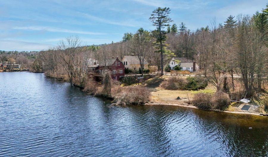 37 High St, Bradford, NH 03221 - 6 Beds, 4 Bath