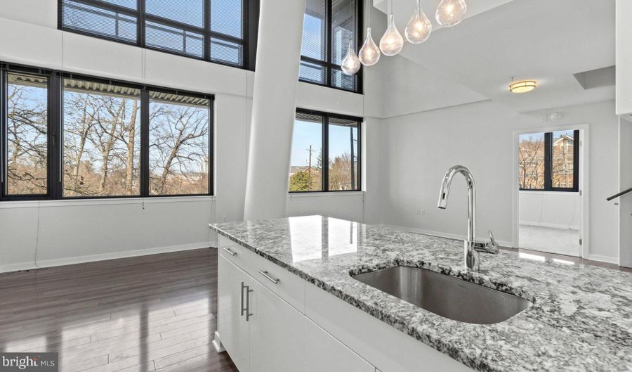 8300 WISCONSIN Ave 2B-1-921, Bethesda, MD 20814 - 2 Beds, 3 Bath