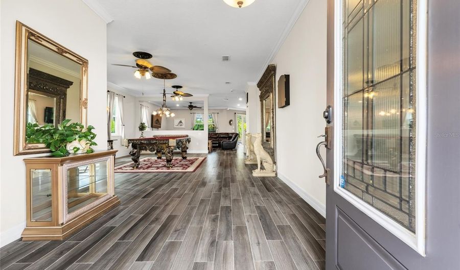 5304 SANDY SHELL Dr, Apollo Beach, FL 33572 - 6 Beds, 4 Bath