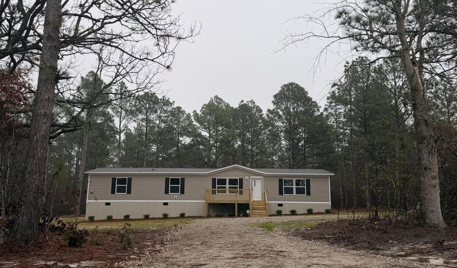 136 Carlton Dr, Batesburg Leesville, SC 29006 - 5 Beds, 3 Bath
