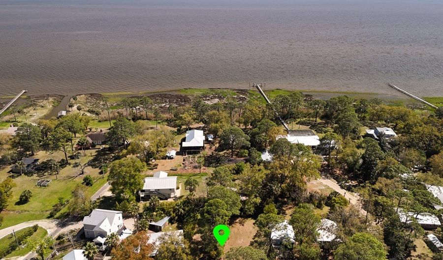 223 Ave D, Apalachicola, FL 32320 - 0 Beds, 0 Bath