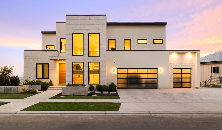 348 E HIDDEN LAKE Dr, Bountiful, UT 84010 - 7 Beds, 6 Bath