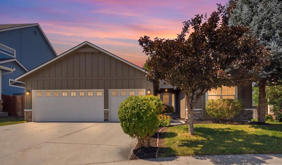 6281 S Snowdrop Way, Boise, ID 83716 - 4 Beds, 2 Bath