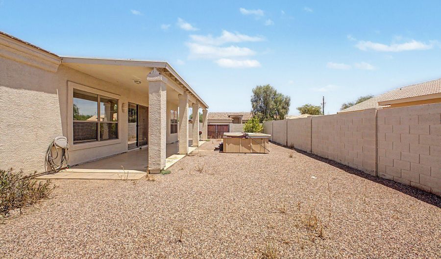 1232 E MELROSE Loop, Casa Grande, AZ 85122 - 3 Beds, 2 Bath