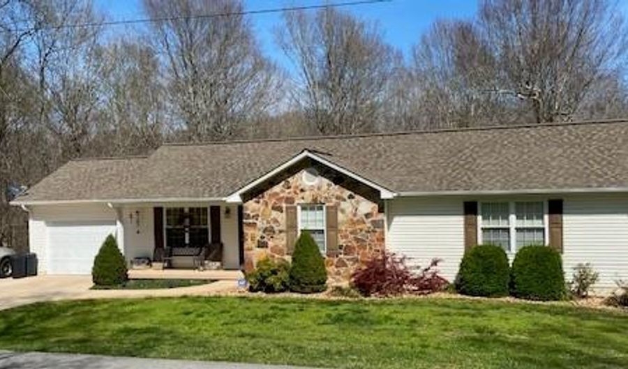 370 Penny Ln, Albany, KY 42602 - 3 Beds, 2 Bath