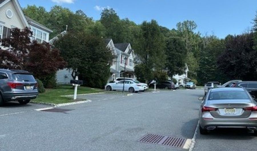 344 Wren Ln, Bedminster, NJ 07921 - 2 Beds, 2 Bath