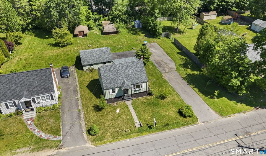 175 Moody St, Bristol, CT 06010 - 3 Beds, 1 Bath