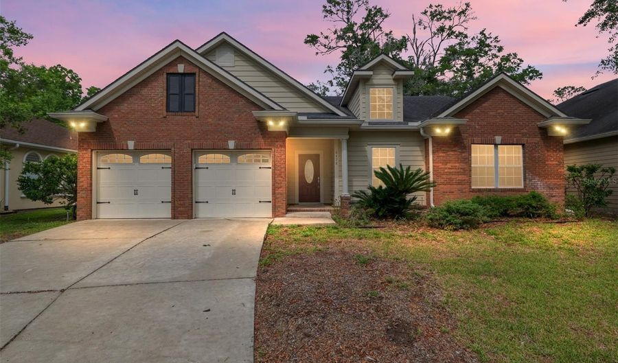 6478 NW 109TH Pl, Alachua, FL 32615 - 3 Beds, 3 Bath