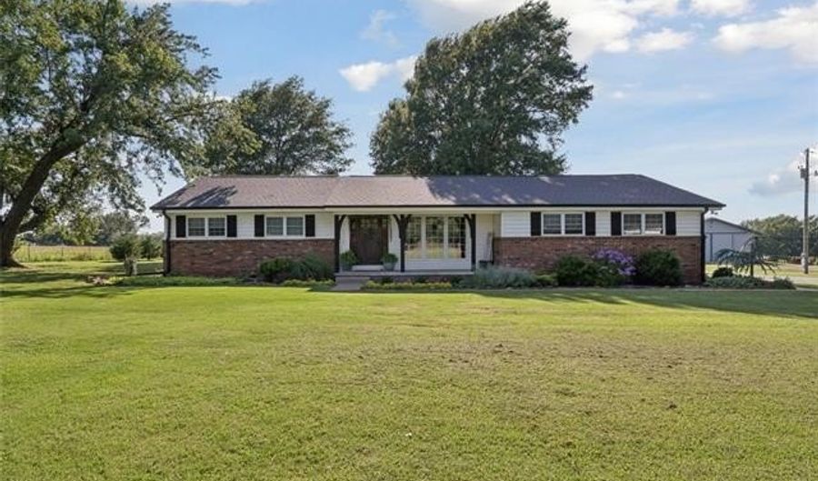 3465 N 205 Rd, Beggs, OK 74421 - 4 Beds, 3 Bath