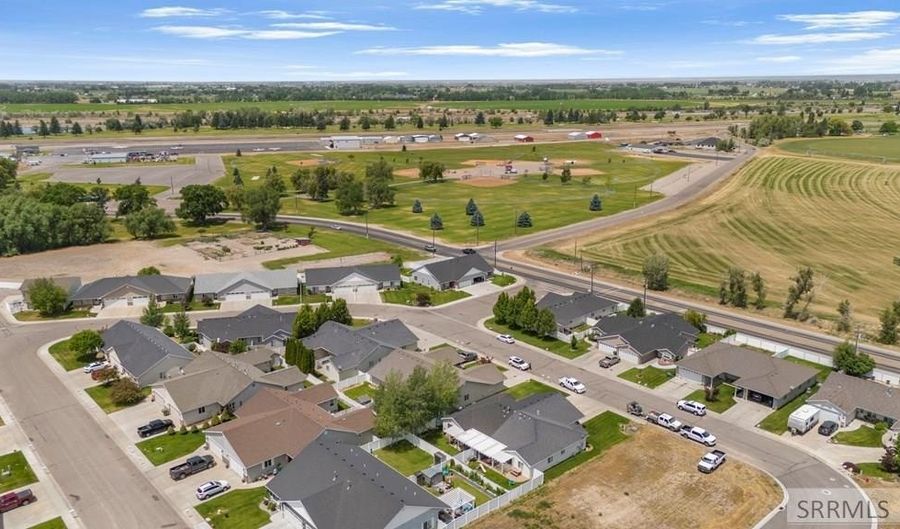 509 Gwen Loop, Blackfoot, ID 83221 - 2 Beds, 2 Bath