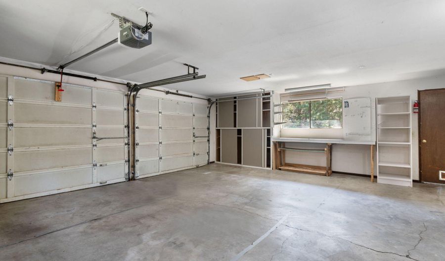 20749 Canterbury Ct, Bend, OR 97702 - 4 Beds, 2 Bath