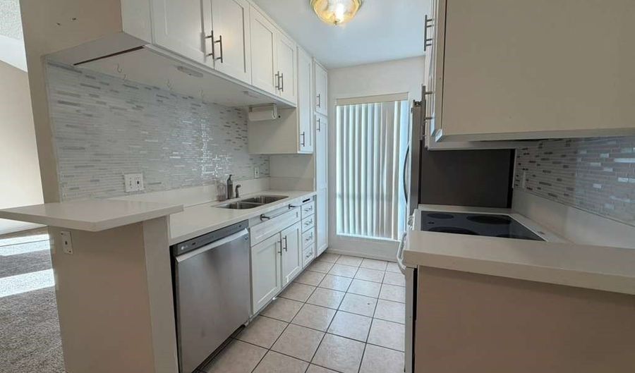 330 N Chapel Ave 212, Alhambra, CA 91801 - 2 Beds, 2 Bath