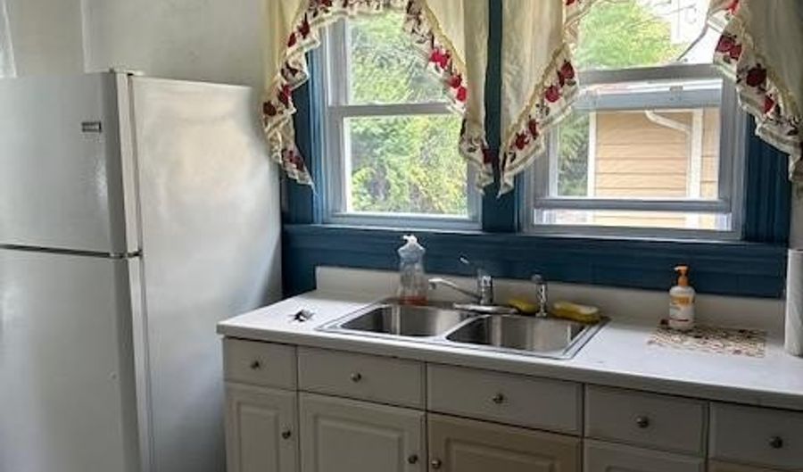 3310 River Rd, Cincinnati, OH 45204 - 3 Beds, 1 Bath