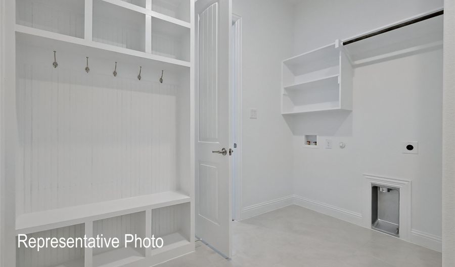 452 Shadowfax Dr, Aledo, TX 76008 - 4 Beds, 4 Bath