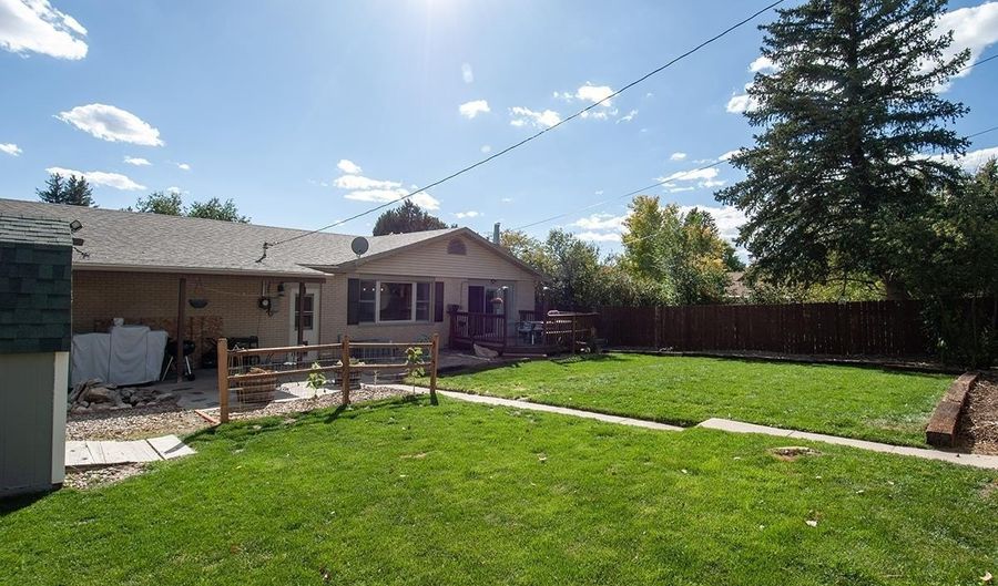 922 ARAPAHO St, Cheyenne, WY 82009 - 6 Beds, 3 Bath