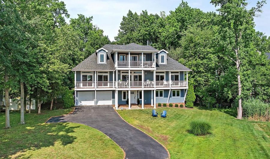621 HARBOR Dr, Annapolis, MD 21403 - 5 Beds, 4 Bath