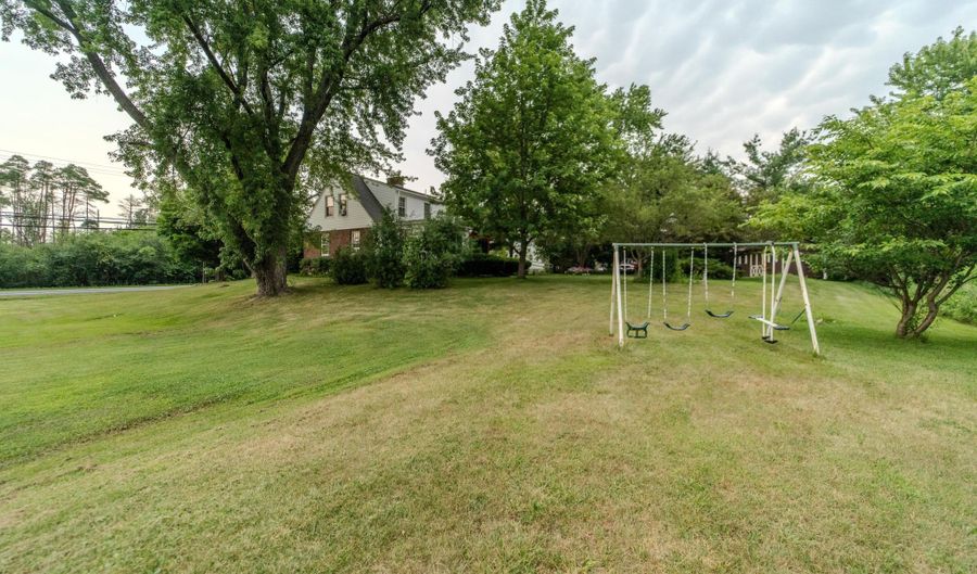 760 NY-146, Altamont, NY 12009 - 4 Beds, 2 Bath