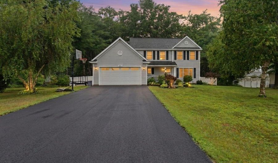 106 Halfmoon Dr, Altamont, NY 12009 - 4 Beds, 3 Bath
