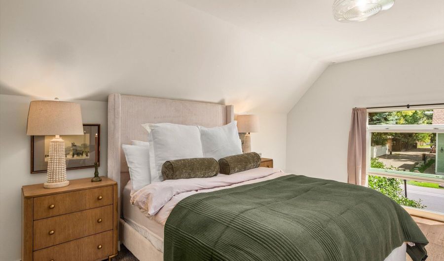 500 W Francis Street Unit Carriage House Carriage House, Aspen, CO 81611 - 2 Beds, 2 Bath