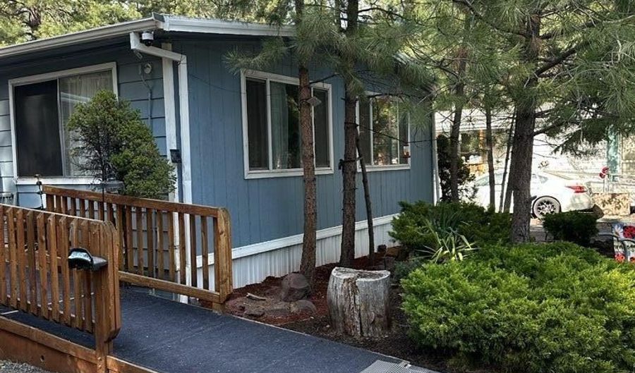 61040 S Queens Dr 14, Bend, OR 97702 - 2 Beds, 2 Bath