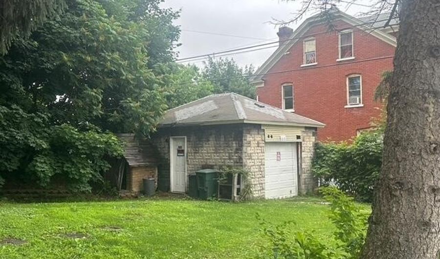 600 N 6th Ave, Altoona, PA 16601 - 0 Beds, 2 Bath