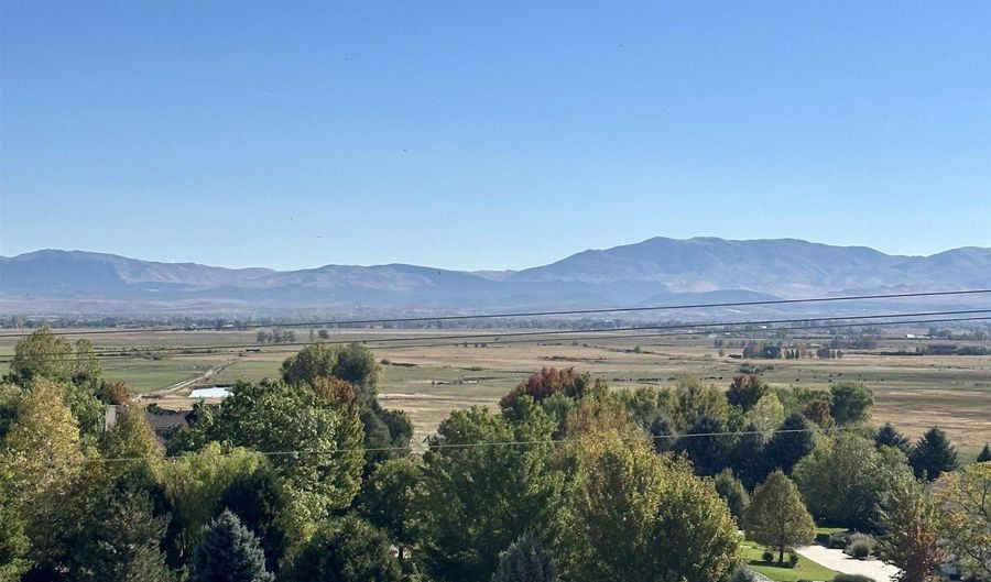 1468 Foothill Rd, Gardnerville, NV 89460 - 0 Beds, 0 Bath