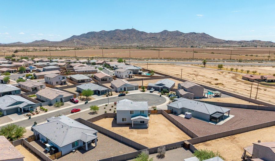2000 E Wetleaf Pl, Casa Grande, AZ 85122 - 4 Beds, 3 Bath