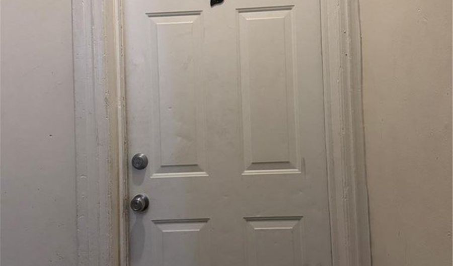 929 Gordon St 2, Allentown, PA 18102 - 0 Beds, 1 Bath